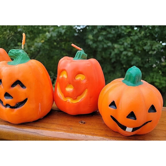 Lot of 4 Vintage Jack o Lantern Halloween Candle Pumpkin Goofy  Kitschy FLAW - Picture 3 of 12